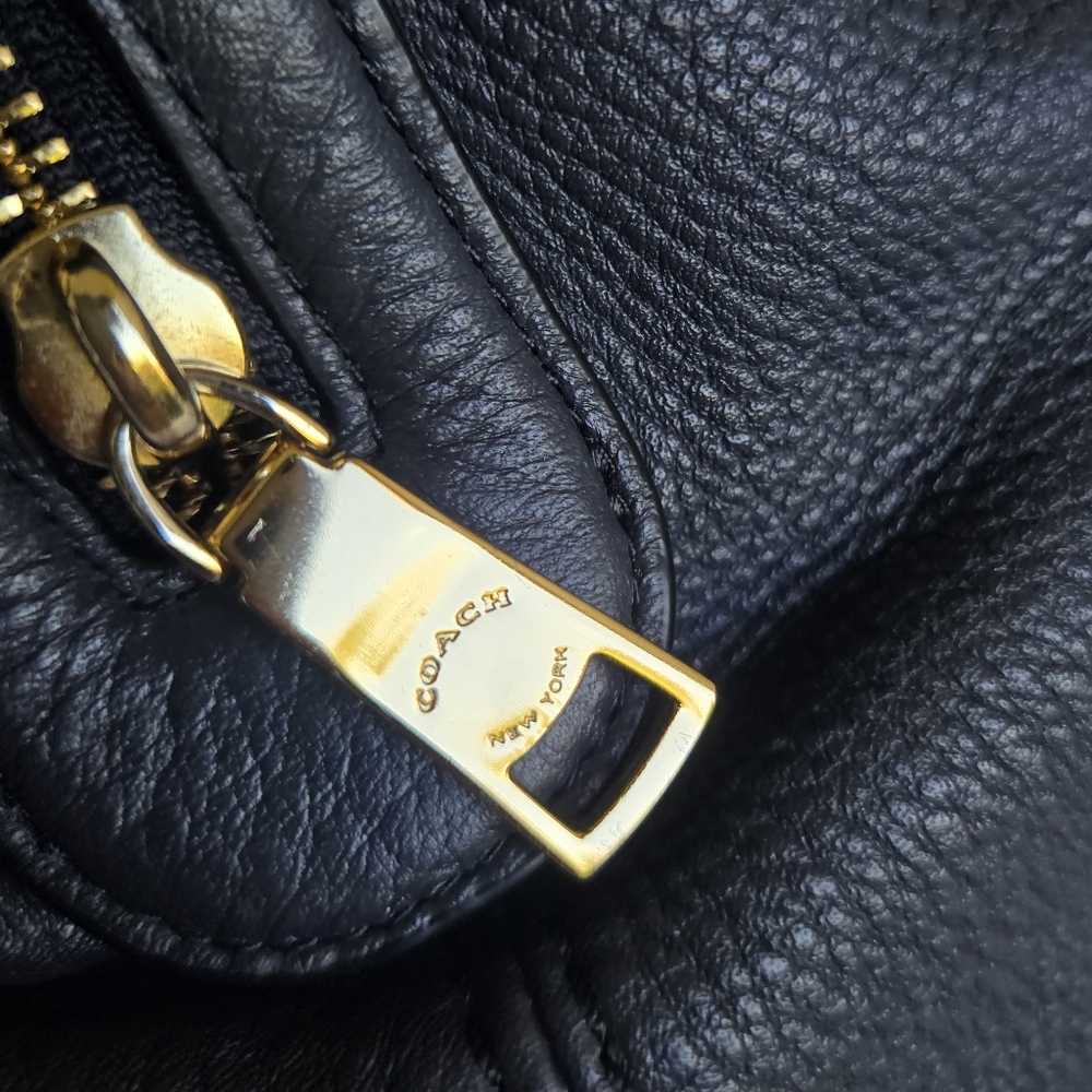 🚫SOLD🚫 Coach Lexi Leather Hobo Bag Midnight Navy Blue - Picture 5 of 11